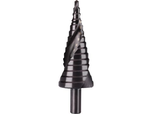 EXTOL CRAFT lépcsős fémfúró klt. 3db; (4-12mm/1mm lépcsők,4-20mm/2mm,4-32mm/2mm) befogás:10mm, max.4mm vastag anyagokhoz, spirállal