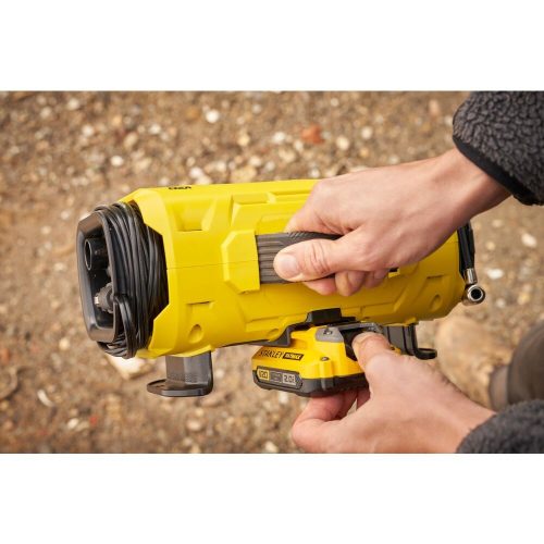 Stanley SFMCE520B Fatmax 18 volt-os V20 akkumulátoros 11 bar nyomású hármas forrású kompresszor