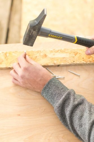 Stanley üvegszálas asztalos kalapács 500 g