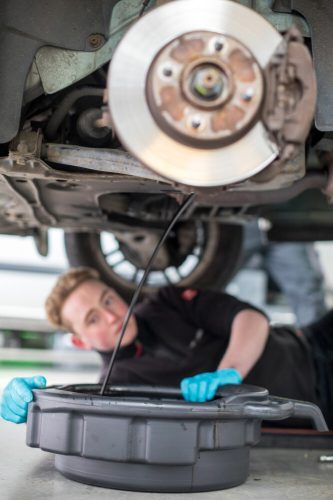 Stanley olajleeresztő tálca 15 l