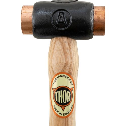 Thor. 04-308 # A KALAPÁCS RÉZ BETÉTEKKEL